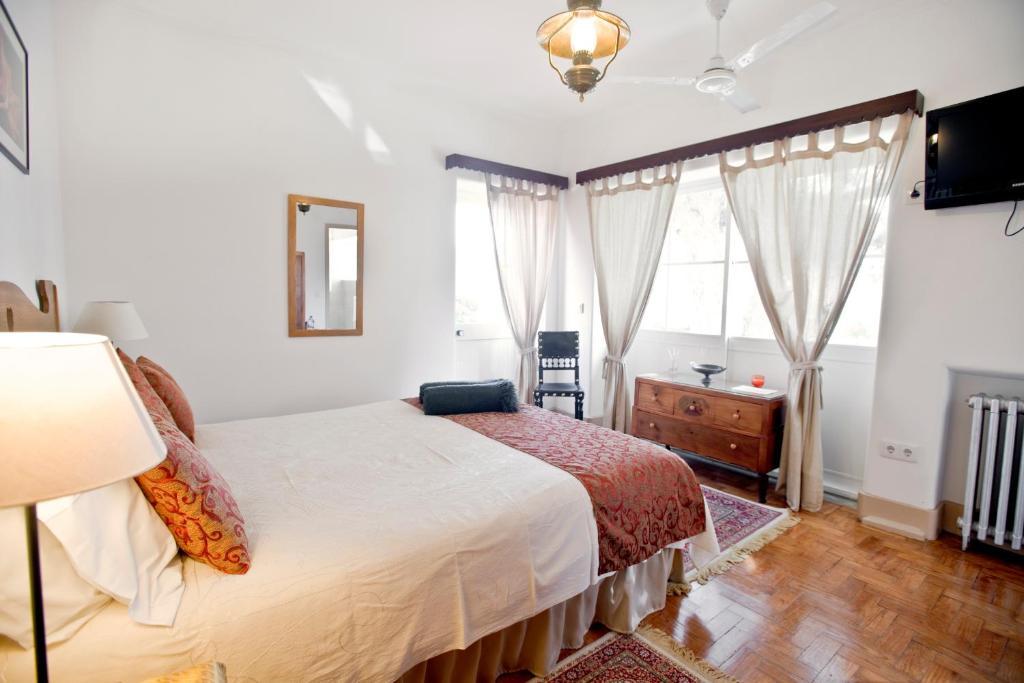 Casa Shanti Niketan إستوريل الغرفة الصورة